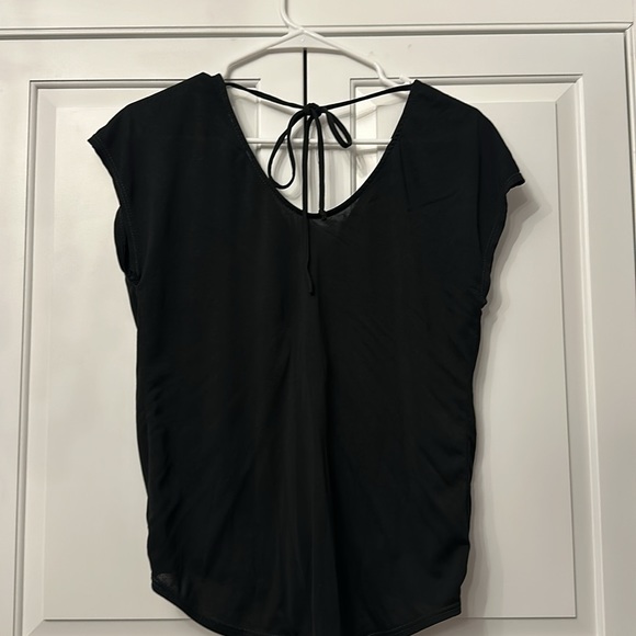 Green Envelope Black XS Shirt with tie in back - Picture 3 of 4